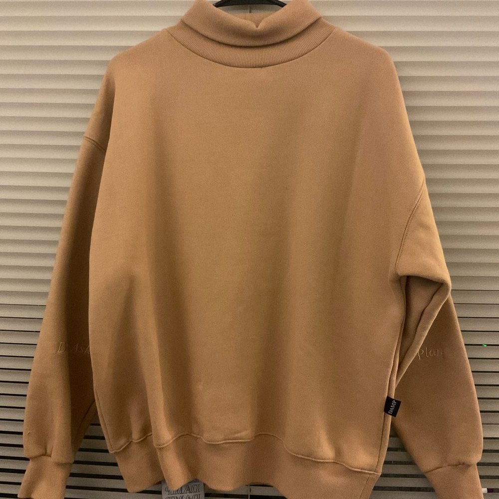 DON`T ASK MY PLAN Signature Logo Turtleneck Sweatshirt